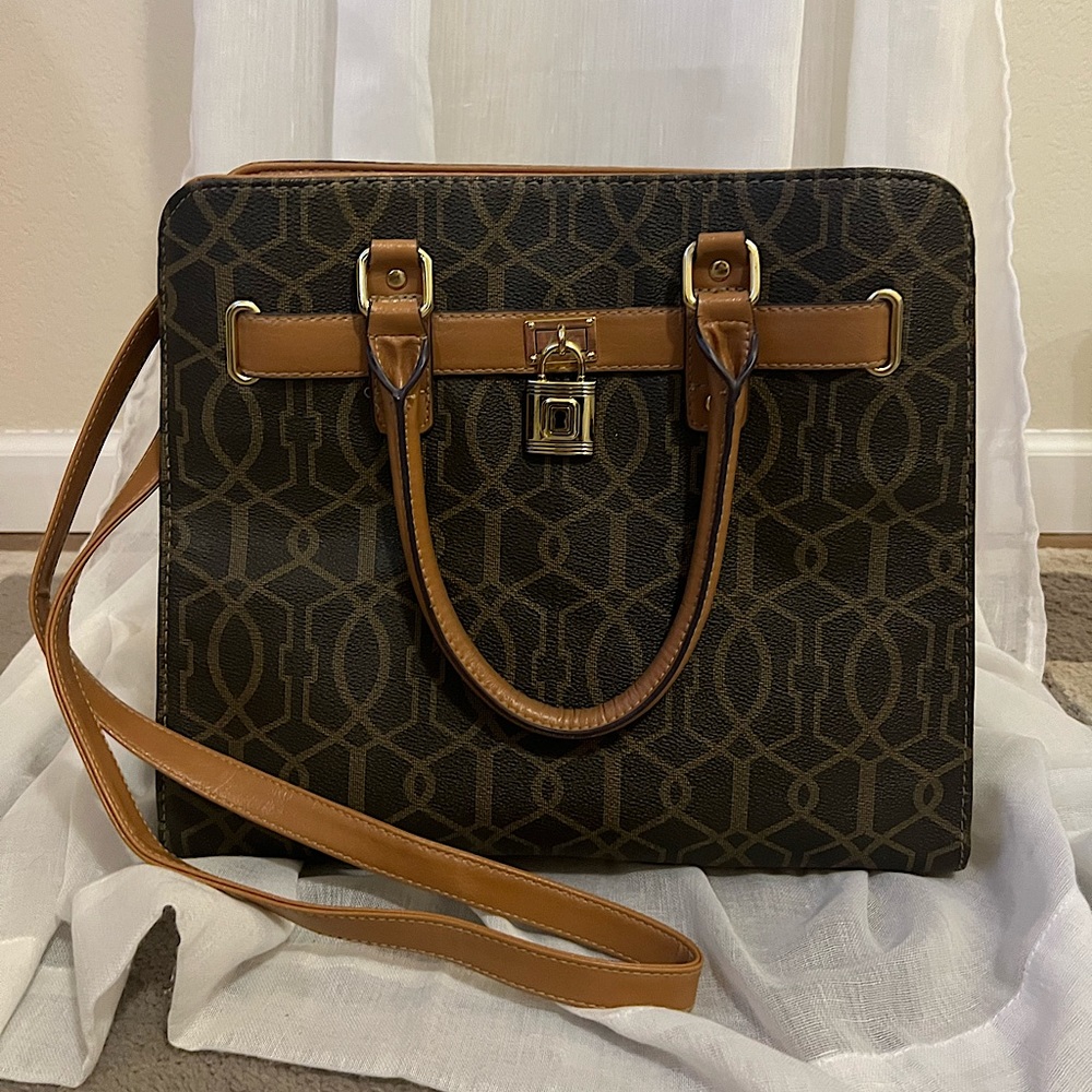 Handbag